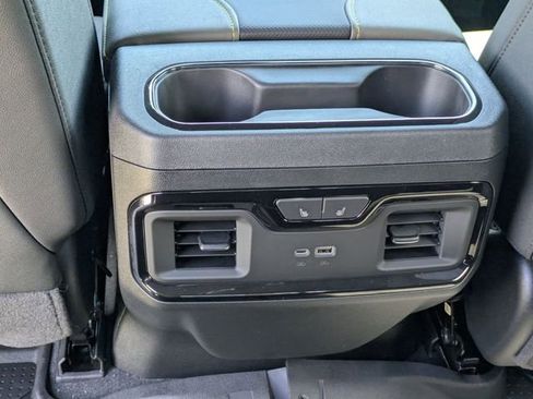 New 2026 Chevrolet Silverado 2500 ZR2 w/ LPO, Dark Essentials Package AWD/4WD image 29