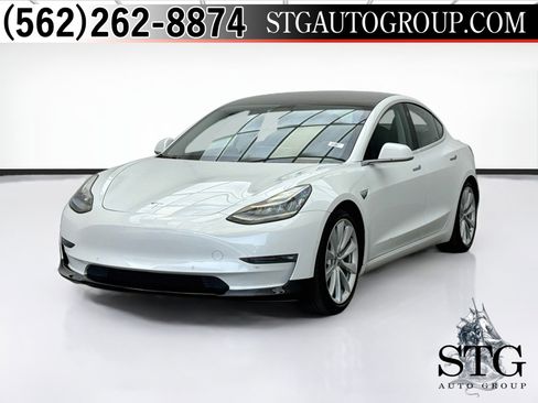 Used 2018 Tesla Model 3 RWD image 1