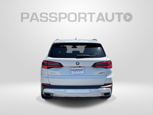 Used 2022 BMW X5 xDrive40i w/ Premium Package AWD/4WD image 4