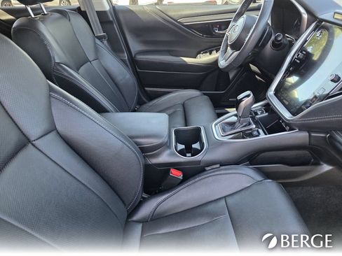 Used 2024 Subaru Outback Touring AWD/4WD image 29