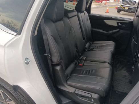 Used 2023 Acura MDX SH-AWD w/ Technology Package image 16