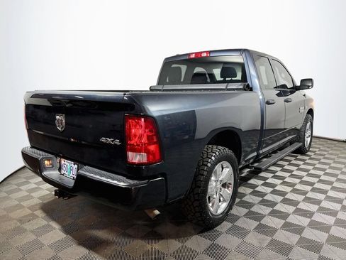 Used 2019 RAM 1500 Express AWD/4WD image 7