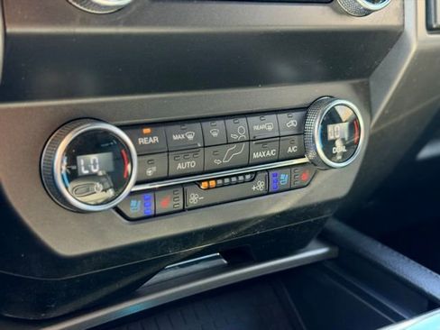 Used 2019 Ford Expedition XLT w/ Equipment Group 202A image 16