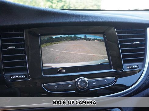 Used 2022 Buick Encore Preferred w/ Safety Package AWD/4WD image 4