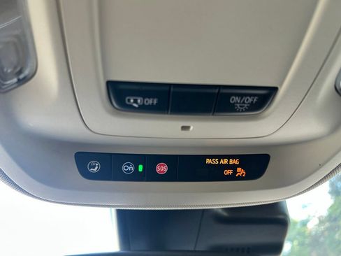 Used 2023 Buick Envision Essence FWD image 15