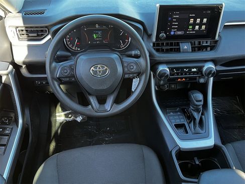 Used 2024 Toyota RAV4 LE image 10