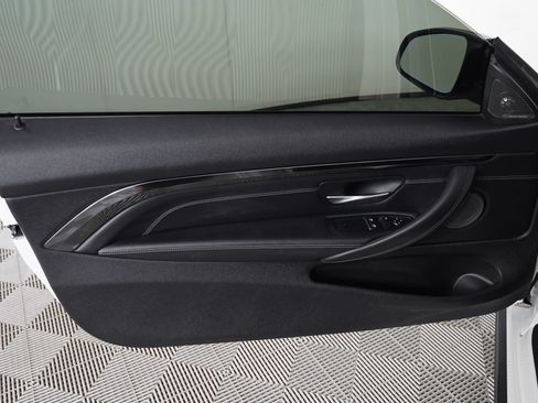 Used 2018 BMW M4 Coupe RWD image 12