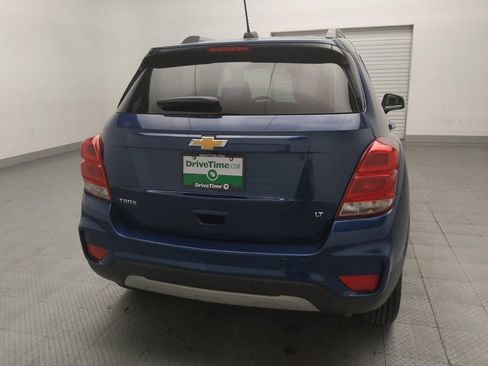 Used 2020 Chevrolet Trax LT w/ LT Convenience Package FWD image 7