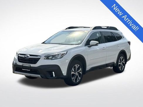 Certified 2022 Subaru Outback Limited AWD/4WD image 3