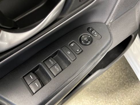 Used 2017 Honda CR-V EX-L image 18