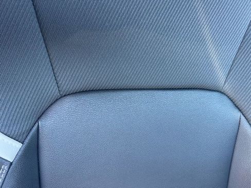 Used 2025 Toyota Camry SE image 34