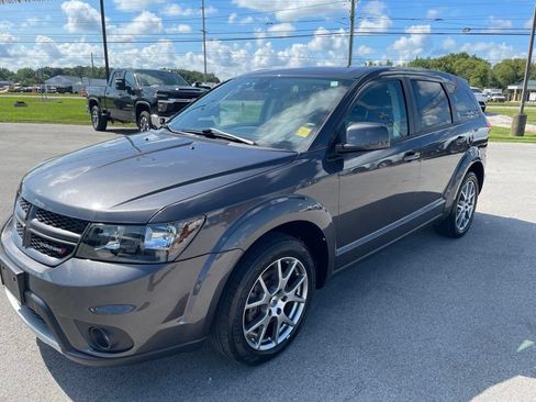 Used 2019 Dodge Journey GT w/ Nav & Sun Group AWD/4WD image 3