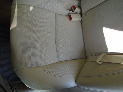 Used 2010 Lexus ES 350 image 19