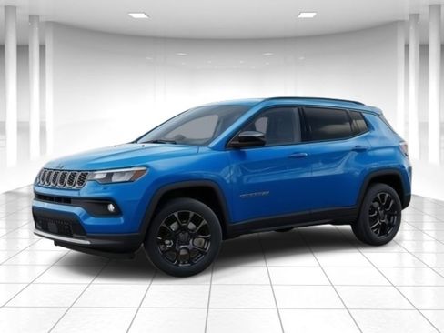New 2026 Jeep Compass Latitude AWD/4WD image 2
