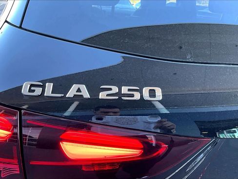 New 2026 Mercedes-Benz GLA 250 image 15