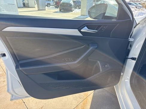 Used 2025 Volkswagen Jetta S image 20