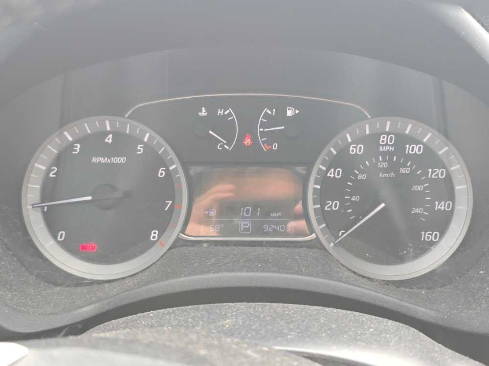 Used 2015 Nissan Sentra SV FWD image 7