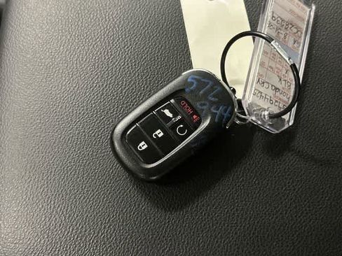 Certified 2025 Honda CR-V EX-L image 30