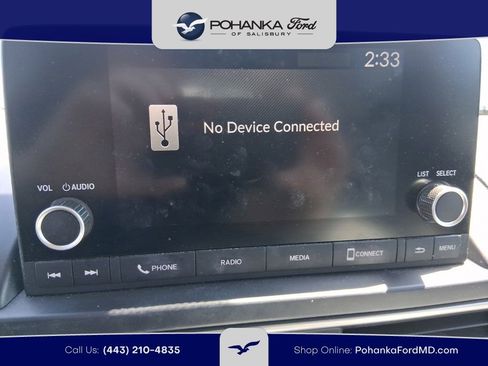 Used 2023 Honda Pilot LX image 12