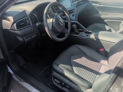 Used 2023 Toyota Camry SE w/ Audio Upgrade Package FWD image 2