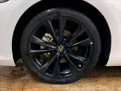 Used 2023 Lexus ES 300h w/ Premium Package image 12