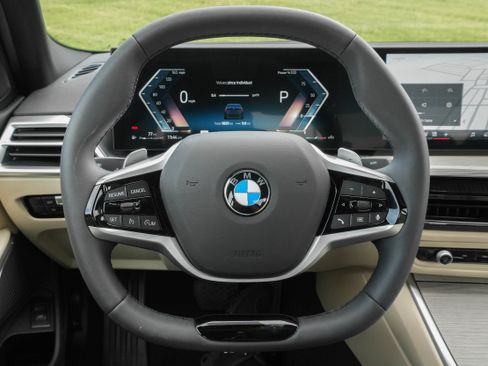 Used 2025 BMW 330i Sedan RWD image 16