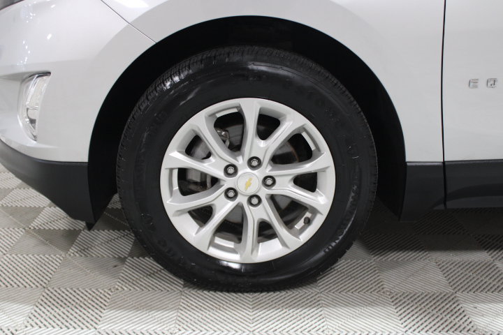 Used 2018 Chevrolet Equinox LT FWD image 40