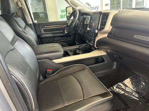 Used 2023 RAM 2500 Laramie AWD/4WD image 30