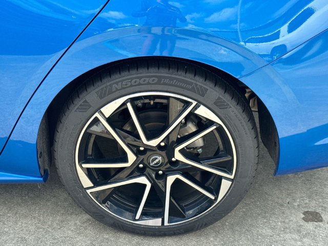Used 2025 Nissan Sentra SR FWD image 6