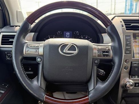 Used 2014 Lexus GX 460 Luxury AWD/4WD image 13