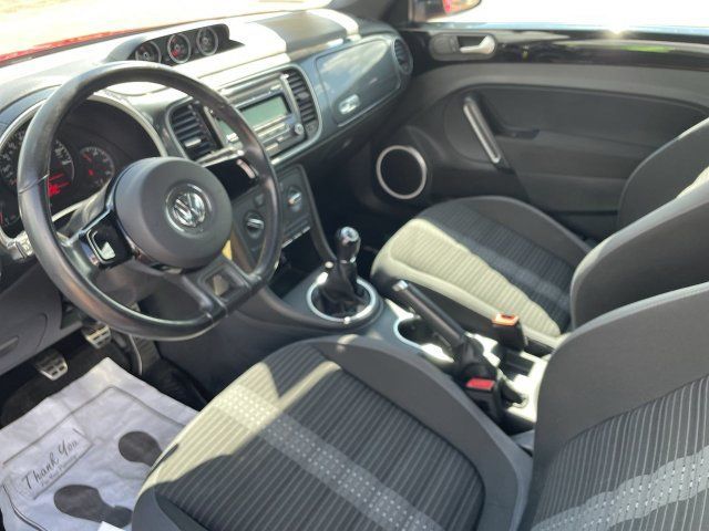 Used 2012 Volkswagen Beetle 2.0T FWD image 11