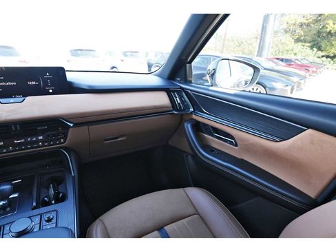 Certified 2025 MAZDA CX-70 3.3 Turbo S w/ Premium Plus image 8