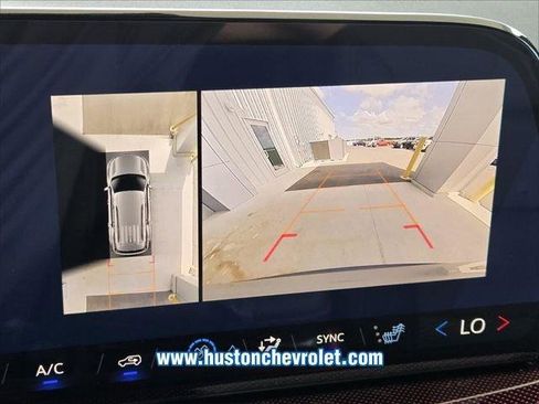 New 2026 Chevrolet Traverse Z71 w/ Driver Confidence Package AWD/4WD image 22