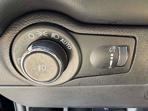 Used 2023 Dodge Durango GT AWD/4WD image 24