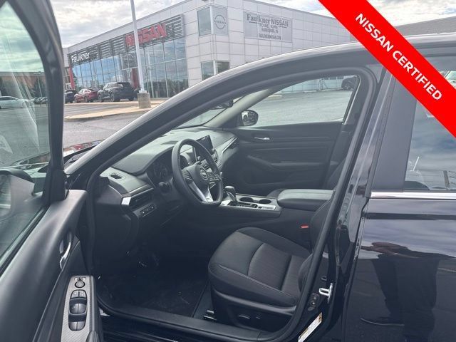 Certified 2025 Nissan Altima 2.5 SV AWD/4WD image 15