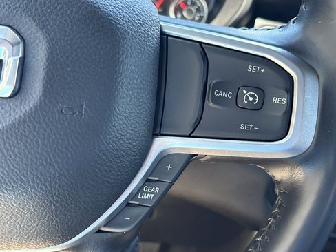 Used 2024 RAM 2500 Big Horn AWD/4WD image 23