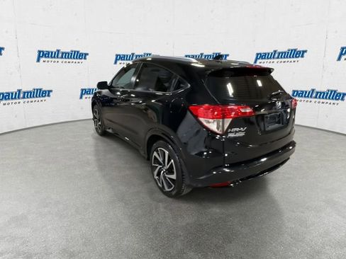 Used 2019 Honda HR-V Sport image 8