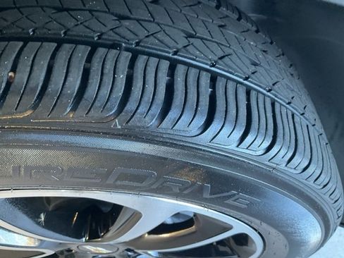 Used 2024 Chevrolet TrailBlazer LT image 28