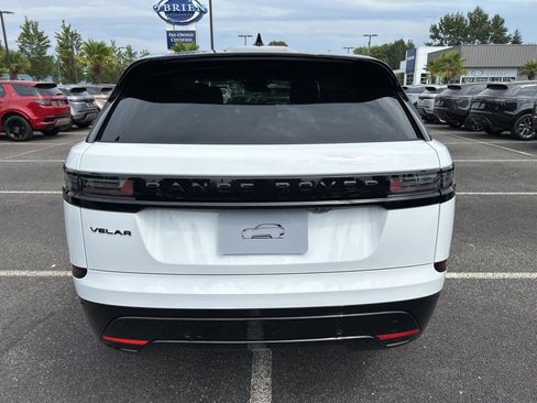 New 2026 Land Rover Range Rover Velar Dynamic SE image 6