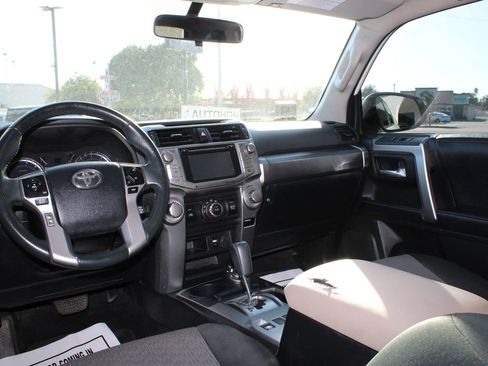 Used 2018 Toyota 4Runner SR5 image 14