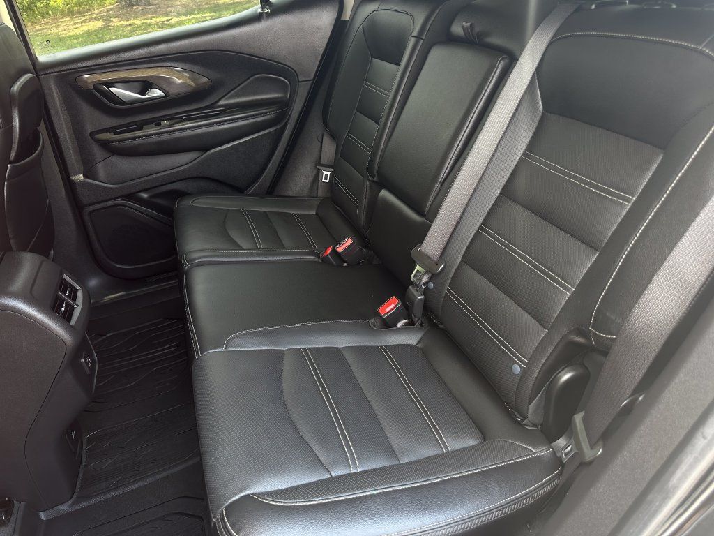 Used 2023 GMC Terrain Denali w/ LPO, Floor Liner Package AWD/4WD image 14