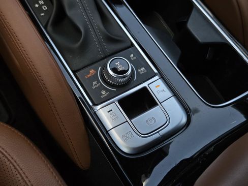Used 2025 Kia Telluride EX X-Line AWD/4WD image 25