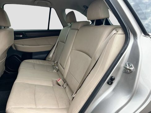 Used 2019 Subaru Outback 2.5i Limited w/ Popular Package #2 AWD/4WD image 26