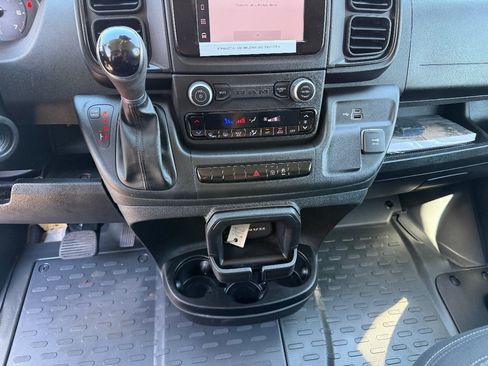 Used 2023 RAM ProMaster 3500 FWD image 16