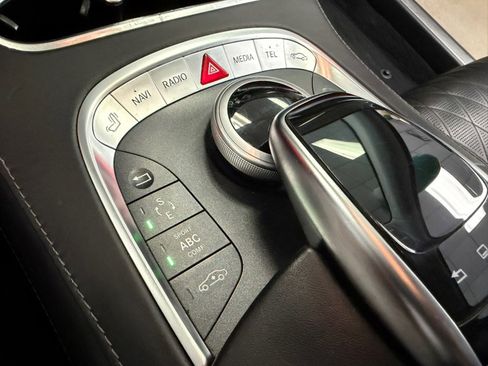 Used 2016 Mercedes-Benz Maybach S 600 image 23