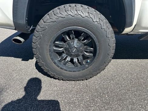 Used 2020 Toyota Tacoma TRD Pro AWD/4WD image 7