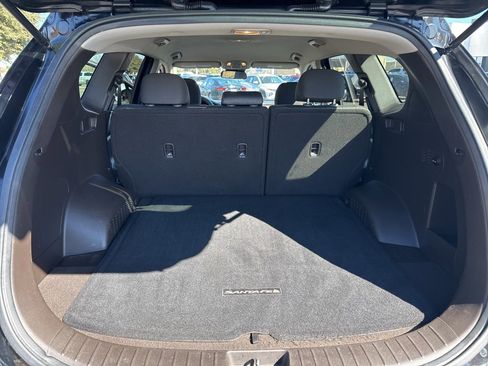 Used 2020 Hyundai Santa Fe SE image 23