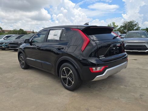 New 2026 Kia Niro LX FWD image 6