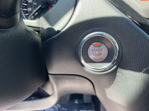 Used 2017 Nissan Pathfinder SV w/ SV Tech Package FWD image 23