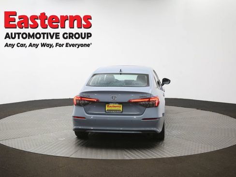 Used 2022 Honda Civic Touring image 39